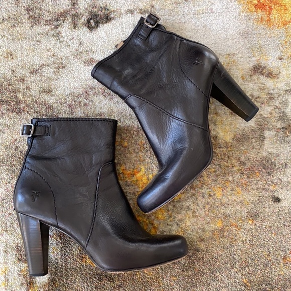 FRYE Black Leather Ankle Boots - Picture 2 of 7